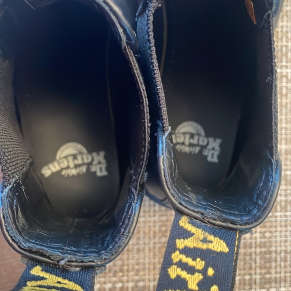 Dr. Martens's ankle boots - Picture 8 of 9